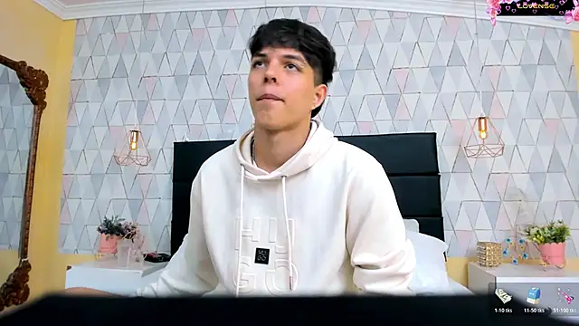 DamiaanXx online show from April 2026 12:53:02 PM