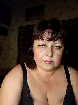 AuroKaria online show from April 2026 12:37:01 PM