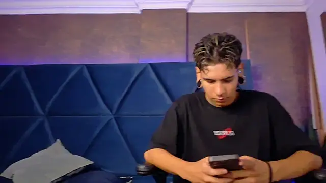 Bel Sebu online show from April 2026 10:48:02 PM