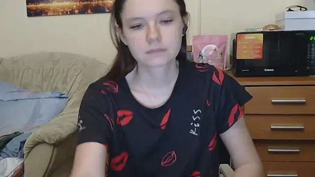 JessicaHolland1 online show from May 2026 05:53:01 PM