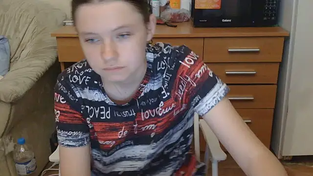 JessicaHolland1 online show from July 2026 05:27:01 PM