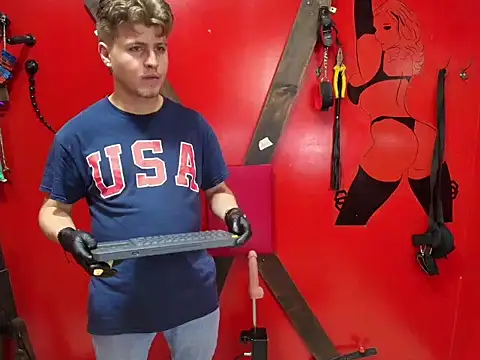 Justiin and brianna BDSM online show from April 2026 07:58:02 PM