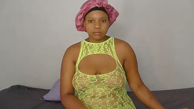 SlipperyLipsX online show from June 2026 07:34:01 AM