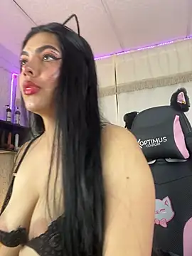 molly bick online show from April 2026 02:47:01 AM