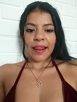 angie280 online show from June 2026 05:39:01 PM