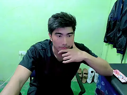 Hunkfireman online show from April 2026 04:57:01 AM