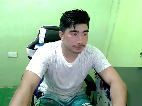 Hunkfireman online show from July 2026 06:28:02 AM