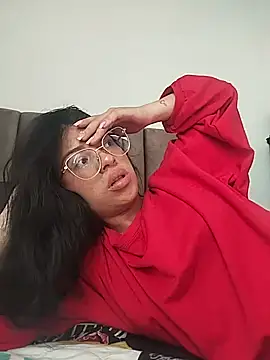 Lucietakeme online show from June 2026 07:02:02 PM