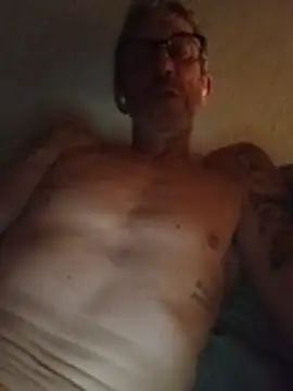 Snapshot of chris-sbh11 chatting on June 2026 04:02:02 AM chris-sbh11 online show from June 2026 04:02:02 AM