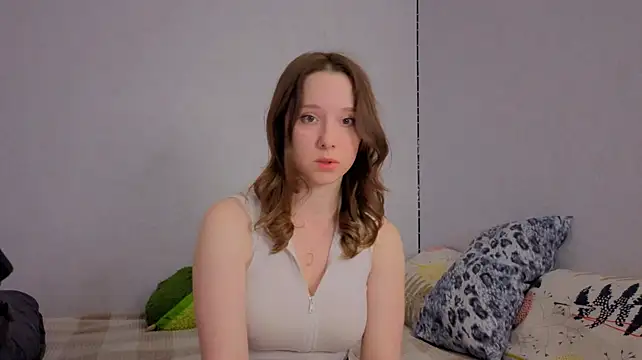 Snapshot of hunny_ines chatting on May 2026 05:42:04 PM hunny ines online show from May 2026 05:42:04 PM