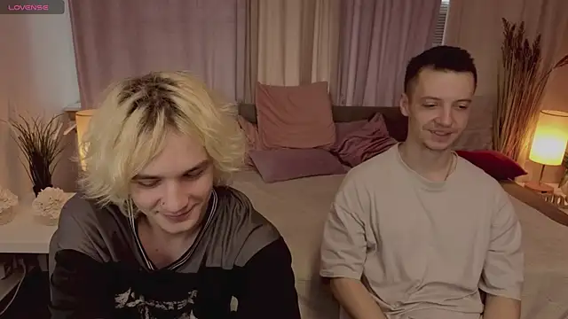 JameMilann online show from June 2026 01:28:01 PM