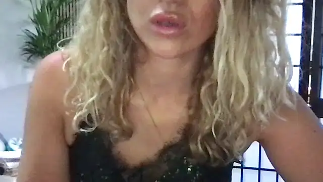 Snapshot of BlondSeduction chatting on June 2026 10:57:02 AM BlondSeduction online show from June 2026 10:57:02 AM