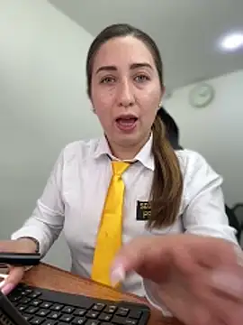 suzy-111 online show from April 2026 08:09:02 PM