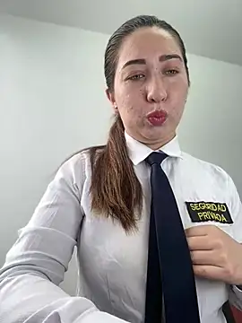 suzy-111 online show from April 2026 12:26:02 PM