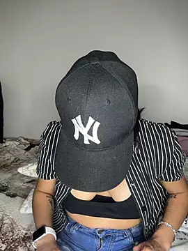 NaomiBDSM online show from April 2026 07:18:02 PM