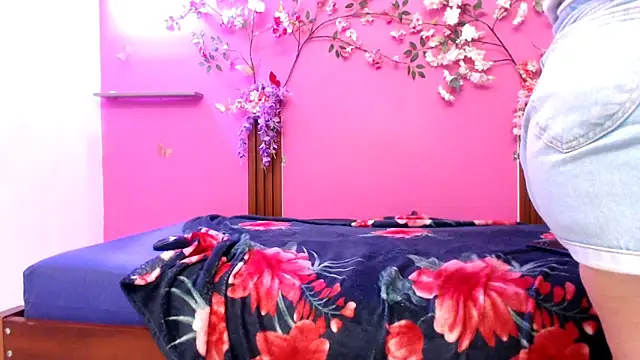 starfishanal21 online show from April 2026 08:25:02 PM