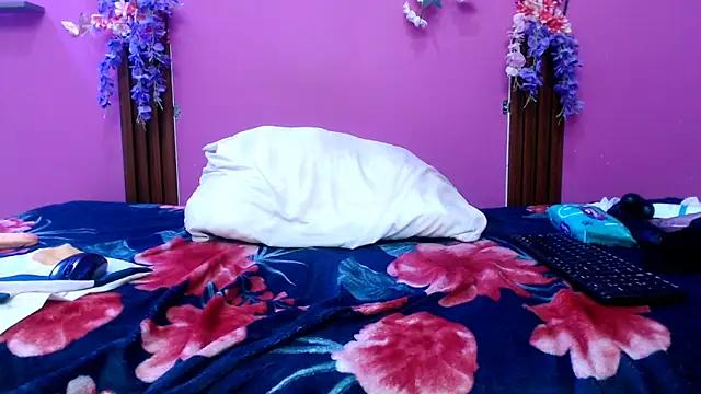 starfishanal21 online show from April 2026 07:58:02 PM