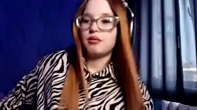 Sheriscute online show from April 2026 01:05:01 PM