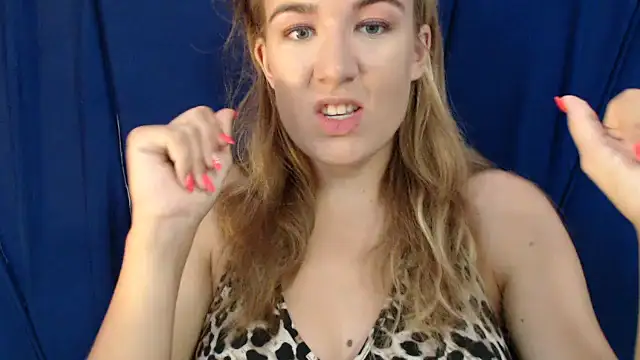 Snapshot of Yennyloves chatting on June 2026 10:41:02 AM Yennyloves online show from June 2026 10:41:02 AM