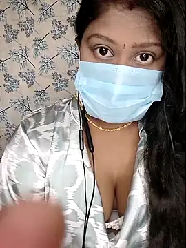 Romantic Woman online show from April 2026 06:30:02 PM