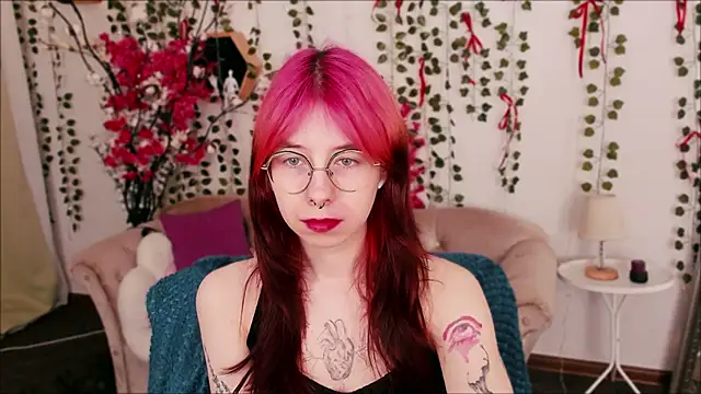 Alice Nyx online show from April 2026 08:44:01 PM