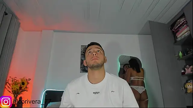 Emma Nico online show from April 2026 05:32:02 AM