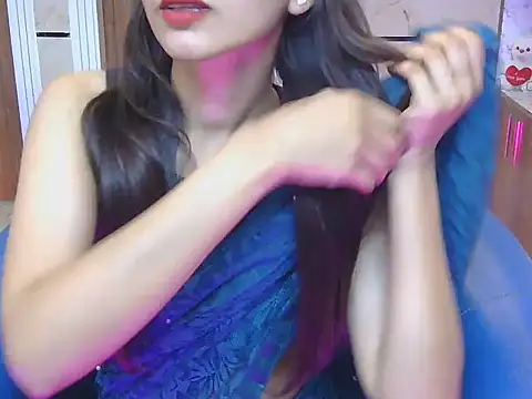 sweeet-Doll online show from April 2026 05:01:02 AM