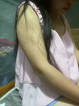   Amanda   online show from April 2026 10:43:01 PM