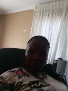 ZOELINKZ online show from July 2026 12:40:01 PM