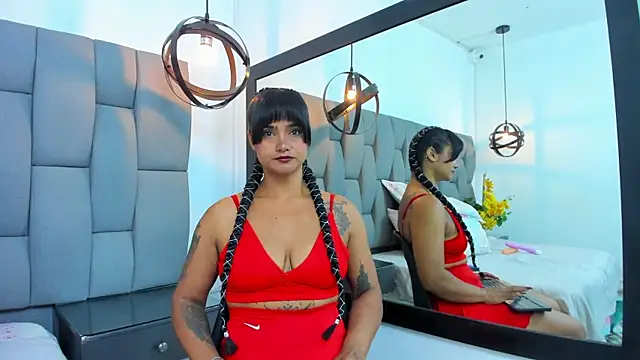 Samanthaciro online show from April 2026 12:54:01 PM