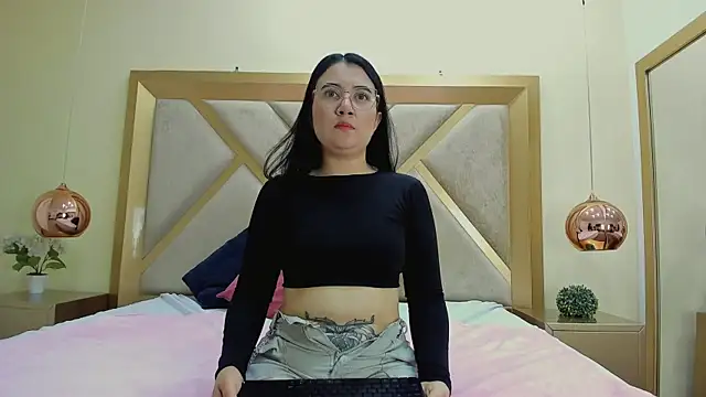 ChloeAshdord online show from April 2026 01:11:01 PM