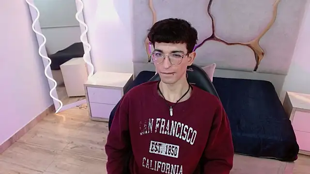 kaii tay1 online show from April 2026 11:38:02 AM