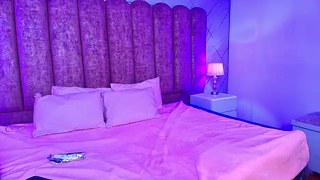 sweetlyundone online show from April 2026 09:19:01 PM