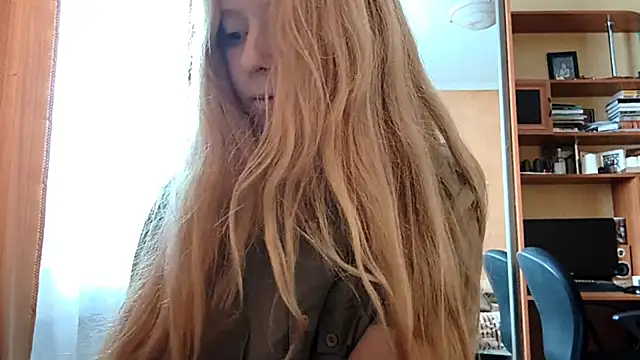 KateVibe 01 online show from April 2026 03:34:02 AM