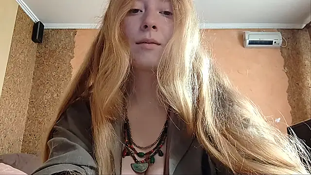 Snapshot of KateVibe_01 chatting on June 2026 12:05:01 AM KateVibe 01 online show from June 2026 12:05:01 AM