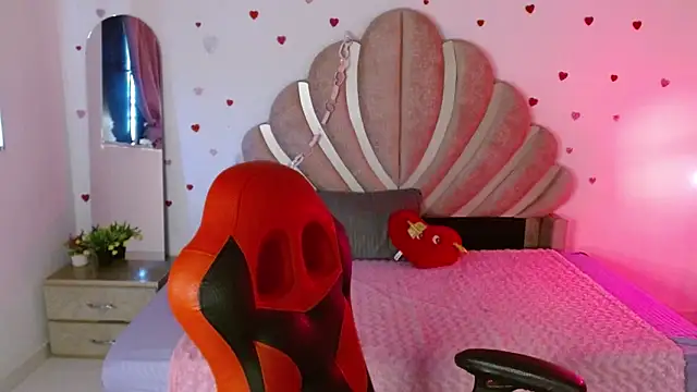 Marco fox723 online show from April 2026 06:24:02 PM