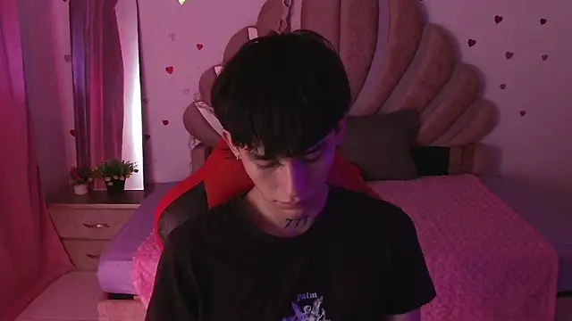 Marco fox723 online show from April 2026 07:27:01 PM