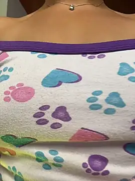 EvelynLeen  online show from April 2026 11:11:02 PM