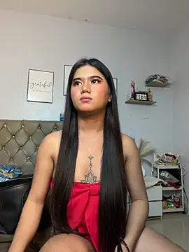 JassmineLove online show from April 2026 04:21:01 PM