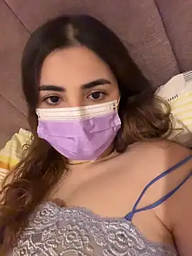 AnnieCartier online show from April 2026 12:50:02 PM