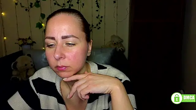 Alicewonderrmiss online show from April 2026 11:22:02 AM