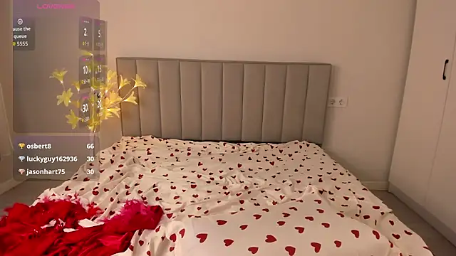 linmilena online show from April 2026 07:45:01 AM