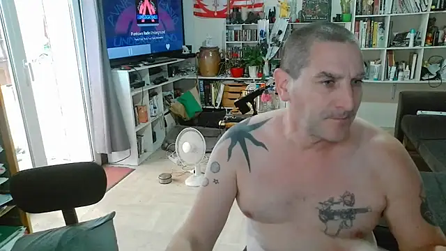 Snapshot of teddythebeer86 chatting on June 2026 02:40:02 PM teddythebeer86 online show from June 2026 02:40:02 PM
