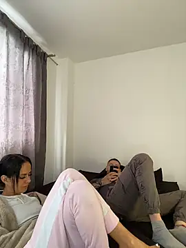 dream party 4U online show from April 2026 06:10:01 PM