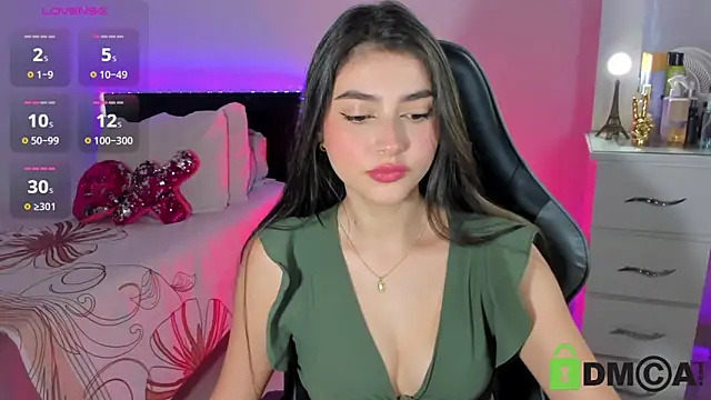 Snapshot of esmeralda_le chatting on April 2026 11:44:02 AM esmeralda le online show from April 2026 11:44:02 AM