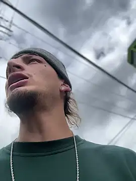 ZarcooX online show from April 2026 08:21:01 PM