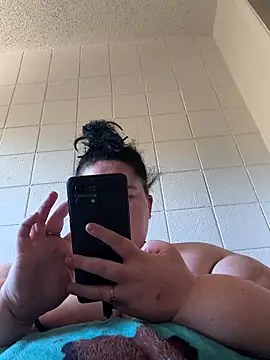 hisalphaqueen27 online show from April 2026 07:07:02 PM