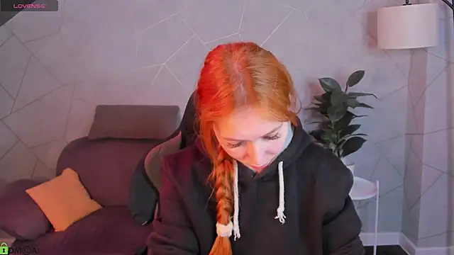 Sienna Nyx online show from April 2026 09:30:01 AM