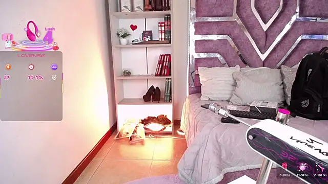 Eva  Walker online show from April 2026 08:58:01 PM