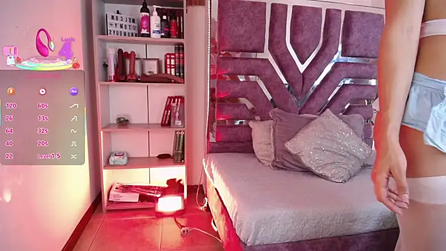 Eva  Walker online show from April 2026 09:48:01 PM